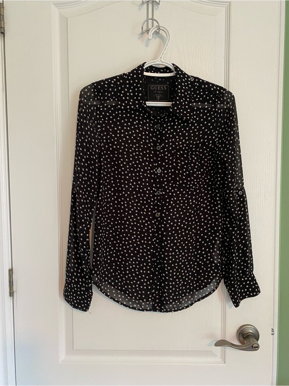 GUESS Black Polka Dot Long-Sleeve Button-Down Shirt